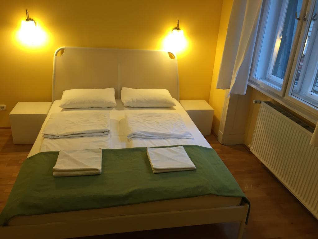 Club Apartments & Rooms Будапешт Номер фото